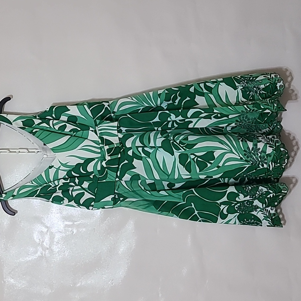 POSITIVE ATTITUDE Women's‎ Green Floral Sleeveless Eyelet Hem Dress - Size 12